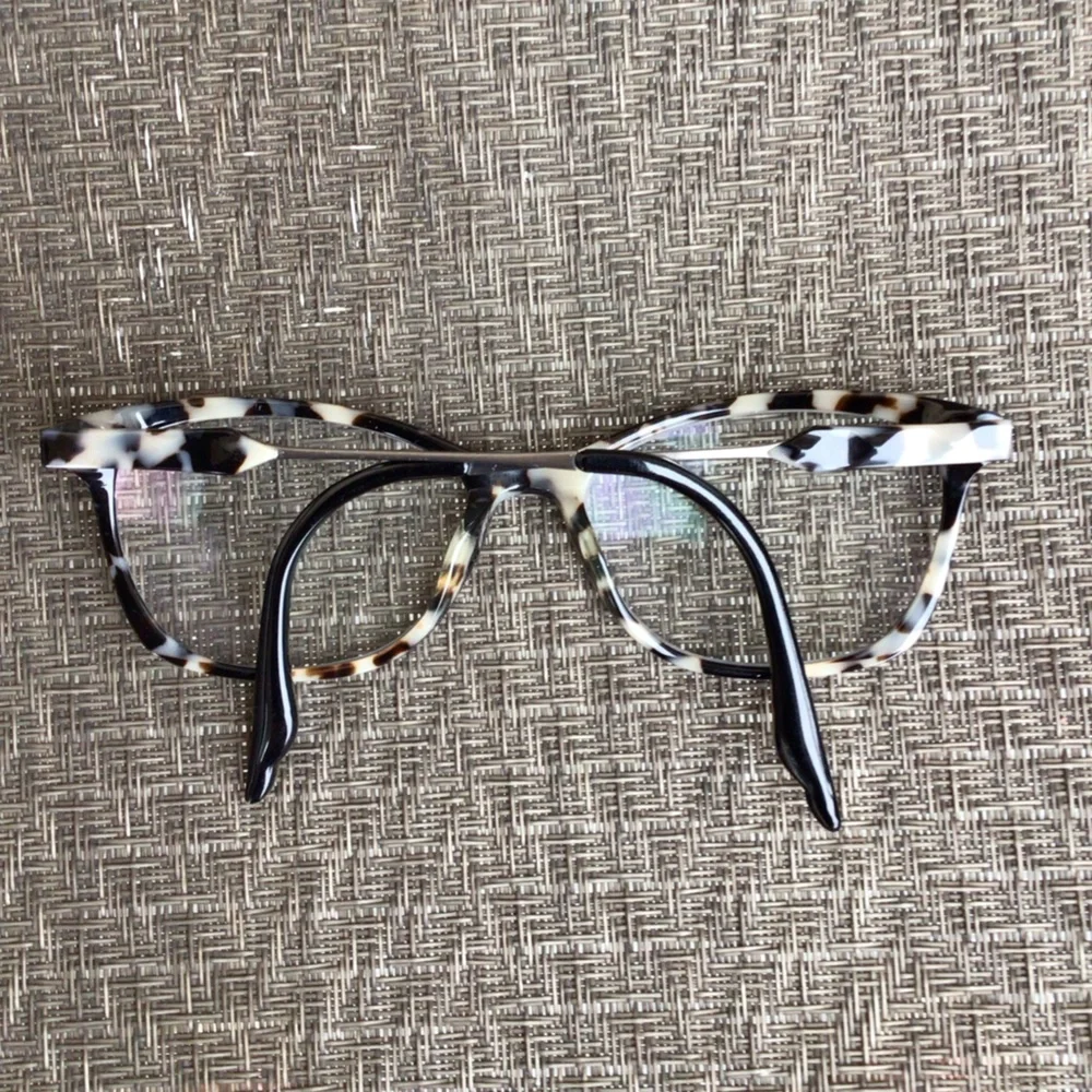 Kirkland Signature Black/Gray Tortoise Oval Eyeglasses Frames